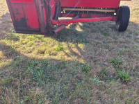 Balers New Holland 276 hayliner balenpers hooipers pers stropers