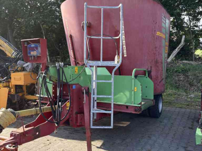 Feed mixer Strautmann Vertimix 1250