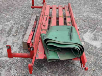 Diverse used spare-parts Pottinger dwarsafvoerband frame en band