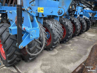 Seed Drill Combination Lemken Thorit 8/300 + Saphir 7/300 zaaicombinatie
