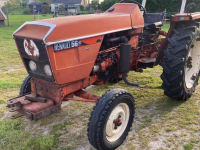 Tractor Renault R56