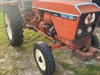 Tractor Renault R56