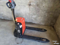 Electrical pallettruck  EP EPL185 Electrische Pompkar, zo goed als nieuw!