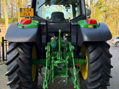 Tractor John Deere 6120M