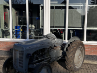 Tractor Massey Ferguson TEF