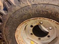 Wheels, Tyres, Rims & Dual spacers Galaxy 11.5/80X15.3 75%