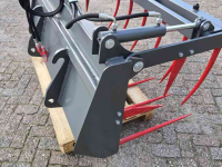 Front-end loader bucket / Front loader bucket Stekro Mestklem 150 cm weideman aansluiting