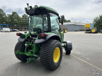 Small-track Tractor John Deere 4066R