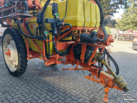 Fieldsprayer Douven Getrokken Veldspuit 27 meter met AirJet