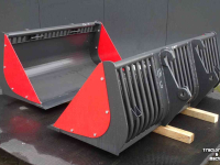 Skeleton buckets Hofstede Puinbak puin tegel bak riek met model Giant of Weidemann aankoppeling