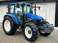 Tractor New Holland TS100