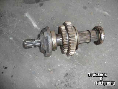 Used parts for tractors Fendt 100 serie
