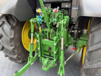 Tractor John Deere 6120M