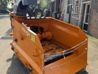 Straw spreader for boxes Flingk SHC 1450R
