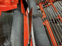 Onion harvester Holaras Uienrooiter UR 135 DB