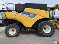 Combine New Holland CR 980