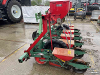 Vegetable- / Precision-seed drill Accord 6 rij bietenzaaimachine met granulaat strooier