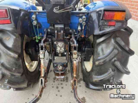 Tractor New Holland T3020