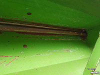 Fertilizer spreader Basrijs Rijenbemester 3 uitlopen
