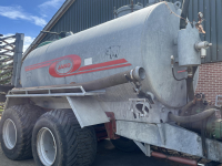 Slurry tank Jako 10 m3 met Slootsmid sk620