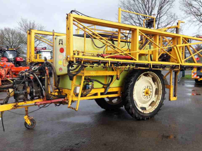 Fieldsprayer Dubex Vector 33 m. 3200 l. veldspuiten
