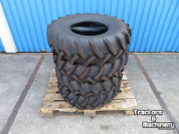 Wheels, Tyres, Rims & Dual spacers  10.0/75R15.3 Banden met binnenband