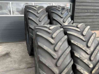 Wheels, Tyres, Rims & Dual spacers Michelin 650/65R38 & 540/65R28