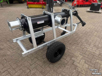 Manure pump Meyer 3000 liter wormpomp op onderstel