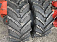 Wheels, Tyres, Rims & Dual spacers BKT 540/65R30 nieuwe