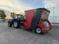 Tractor Ford incl voermengwagen Trioliet 1200 2017