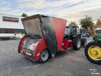 Tractor Ford incl voermengwagen Trioliet 1200 2017