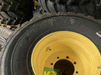 Wheels, Tyres, Rims & Dual spacers Nokian 560/60r22.5 + 650/65R30.5 Country King 176D TL l