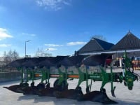 Ploughs Amazone Cayron 200 V 100
