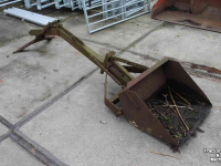 Rearside loader Wifo Achterlader mechanisch met bak en sloothekkel baggerbak