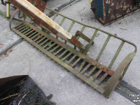 Rearside loader Wifo Achterlader mechanisch met bak en sloothekkel baggerbak