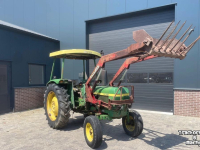 Tractor John Deere 1130 met voorlader en 1040 - beide 2wd en kenteken fendt ford international