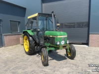 Tractor John Deere 1130 met voorlader en 1040 - beide 2wd en kenteken fendt ford international