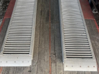 Other agricultural transport equipment and accessories  NETAM-FRUEHAUF Aanhanger vrachtwagen met hydraulische lier met oprij platen