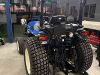 Tractor New Holland Boomer 35