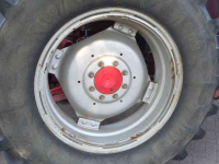 Tractor McCormick MC100
