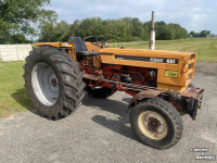 Tractor Renault 651