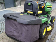 Ride-on mower John Deere X350R