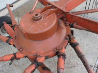 Rake Kuhn GA381GM enkele cirkelhark rugger wiersmachine defect