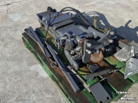 Diverse used spare-parts Massey Ferguson OPPIKHAAK 7600-SERIE DYNA-VT