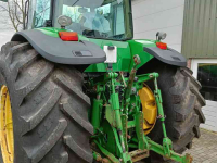 Tractors John Deere 8320 Powershift