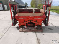 Fertilizer spreader Kuhn AERO 1112