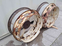 Wheels, Tyres, Rims & Dual spacers  11x38