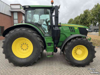 Tractor John Deere 6215R