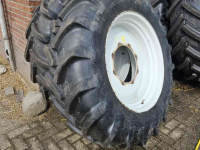 Wheels, Tyres, Rims & Dual spacers  Ploegset! 520/85R46 en 420/85R34. Passend op oa Steyr