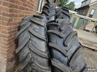 Wheels, Tyres, Rims & Dual spacers  Ploegset! 520/85R46 en 420/85R34. Passend op oa Steyr